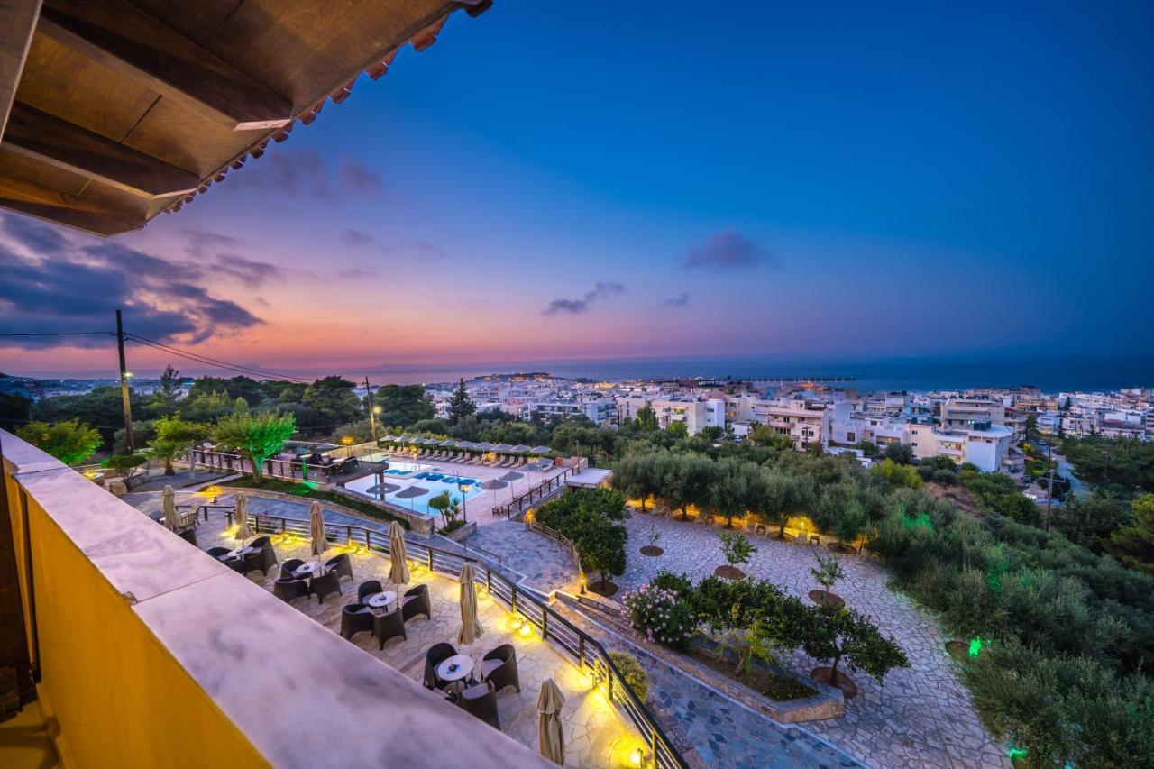 Forest Park Hotel Rethymno Esterno foto