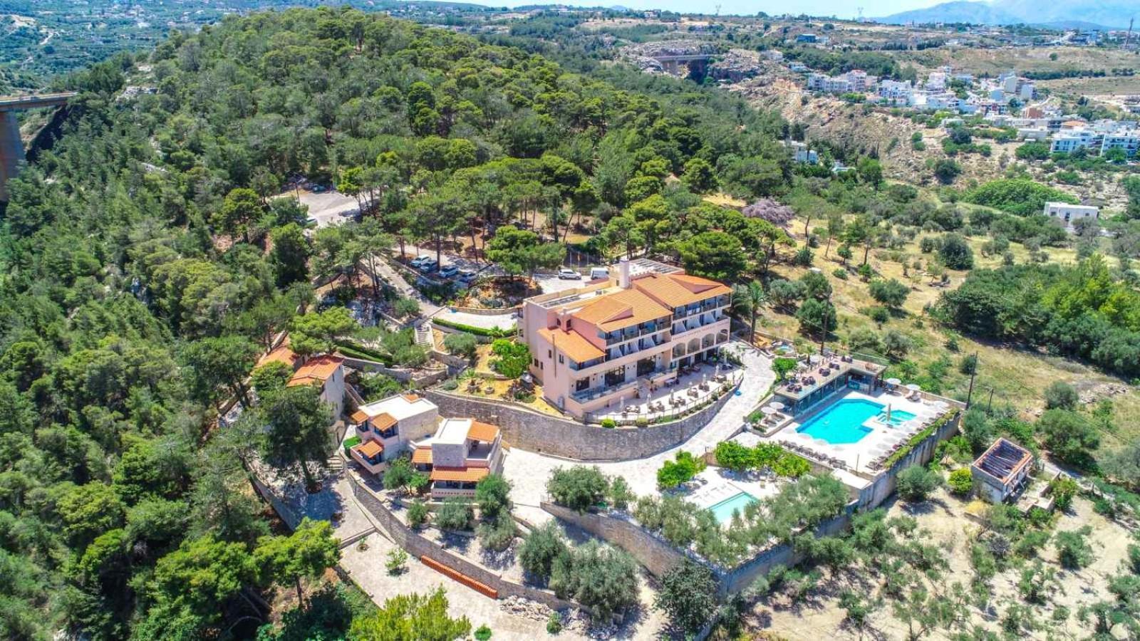 Forest Park Hotel Rethymno Esterno foto